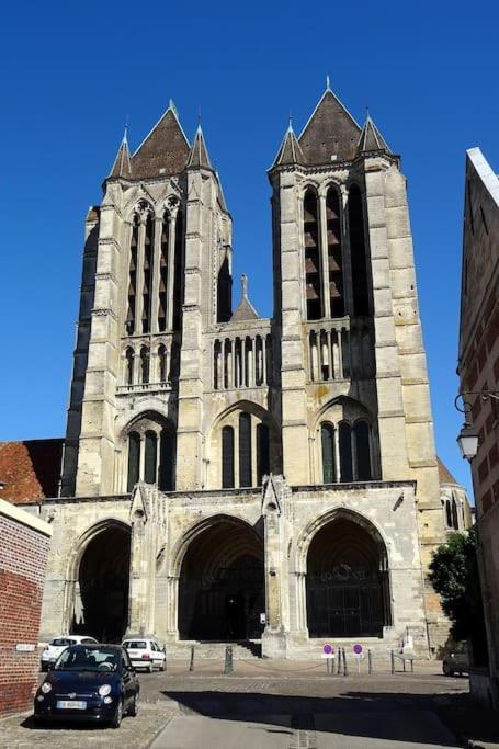 Appartement Coeur Centre Ville ノワイヨン エクステリア 写真