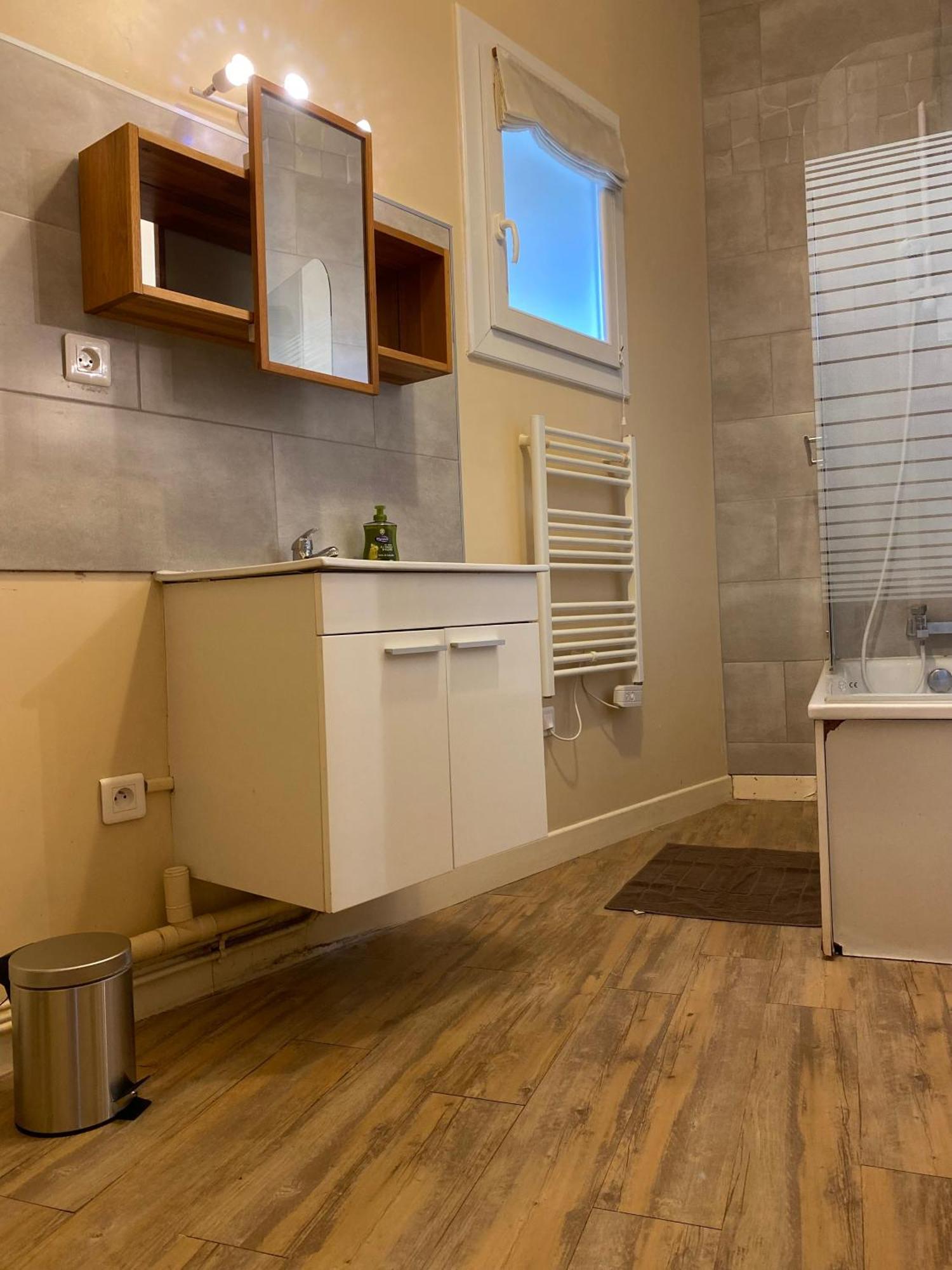 Appartement Coeur Centre Ville ノワイヨン エクステリア 写真